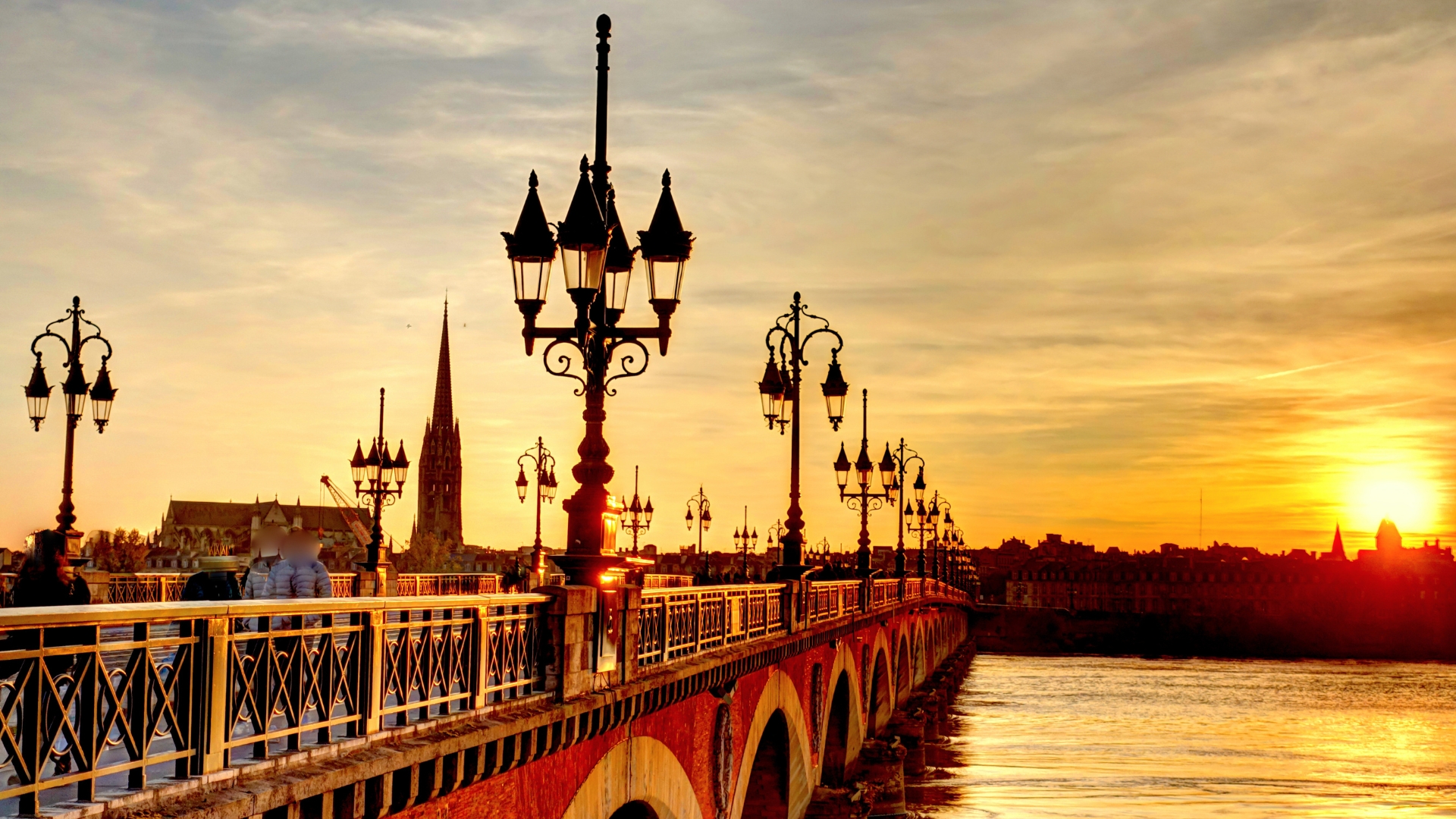 afelsalvador-guanahost-el-salvador-burdeos-viajar-agencia-tour-francia